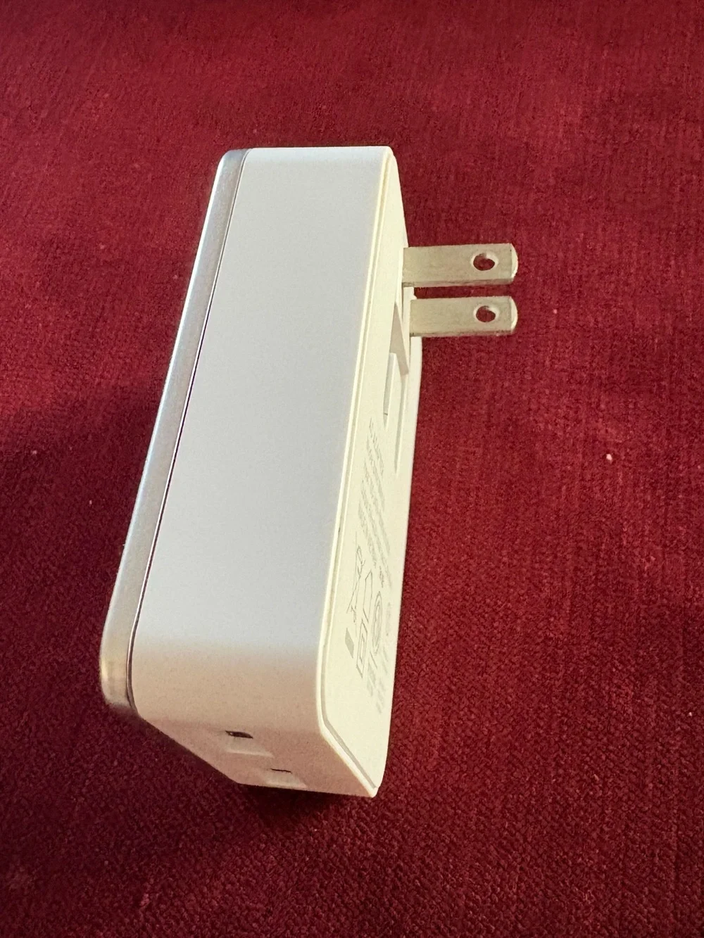 Like New Dual USB Wall Charger Foldable Plug AC Adapter